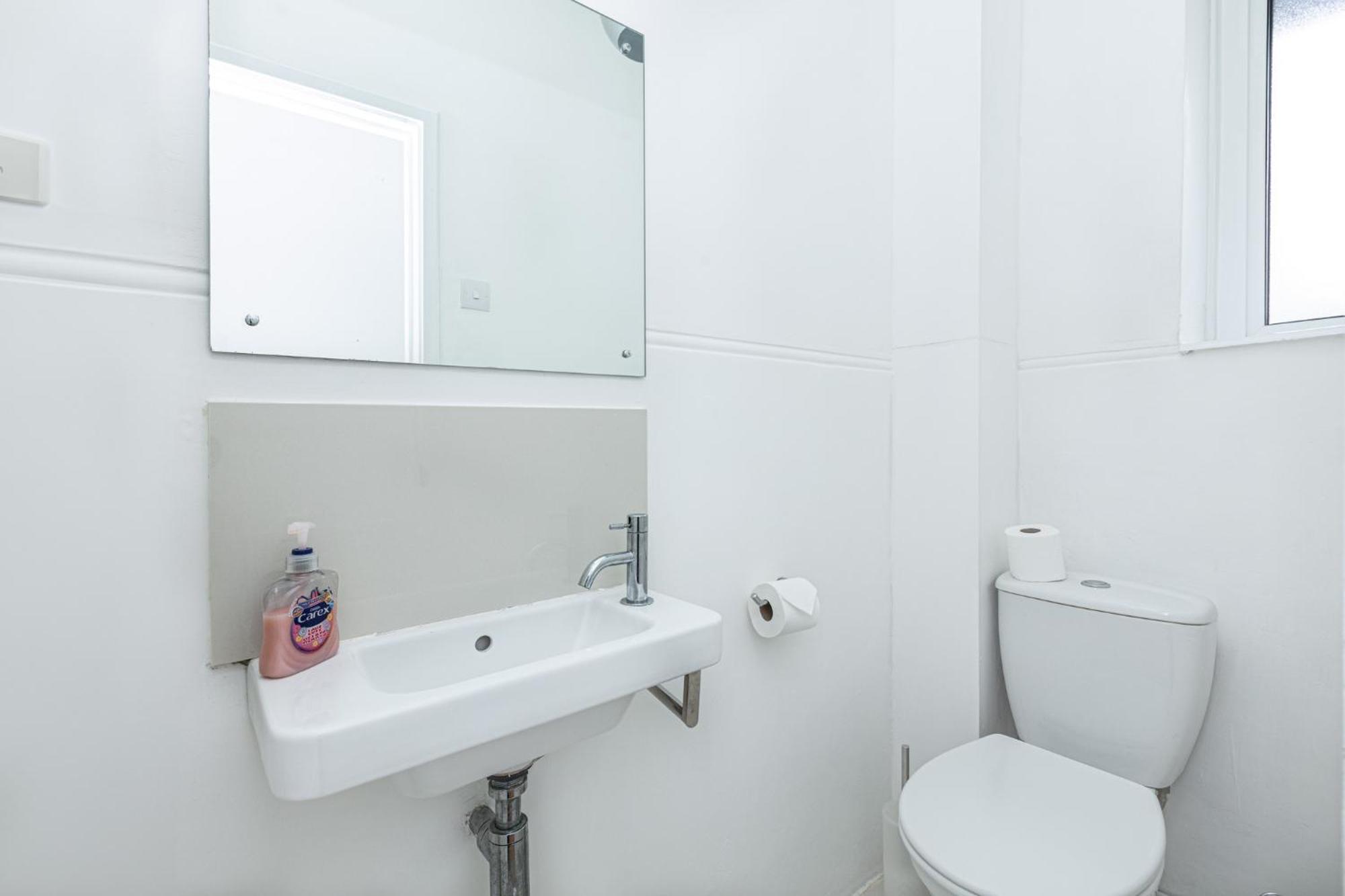 לונדון Bright Modern 1 Bedroom Flat, 5 Min To Vauxhall St מראה חיצוני תמונה